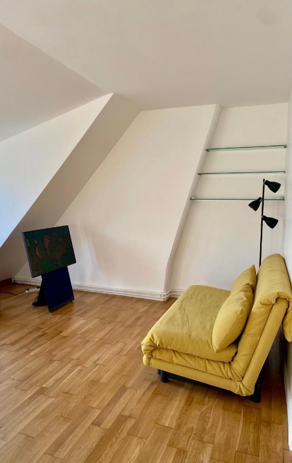 Upscale 80M2 2 Bedroom Apartment Near Champs Elysees Paris Bagian luar foto